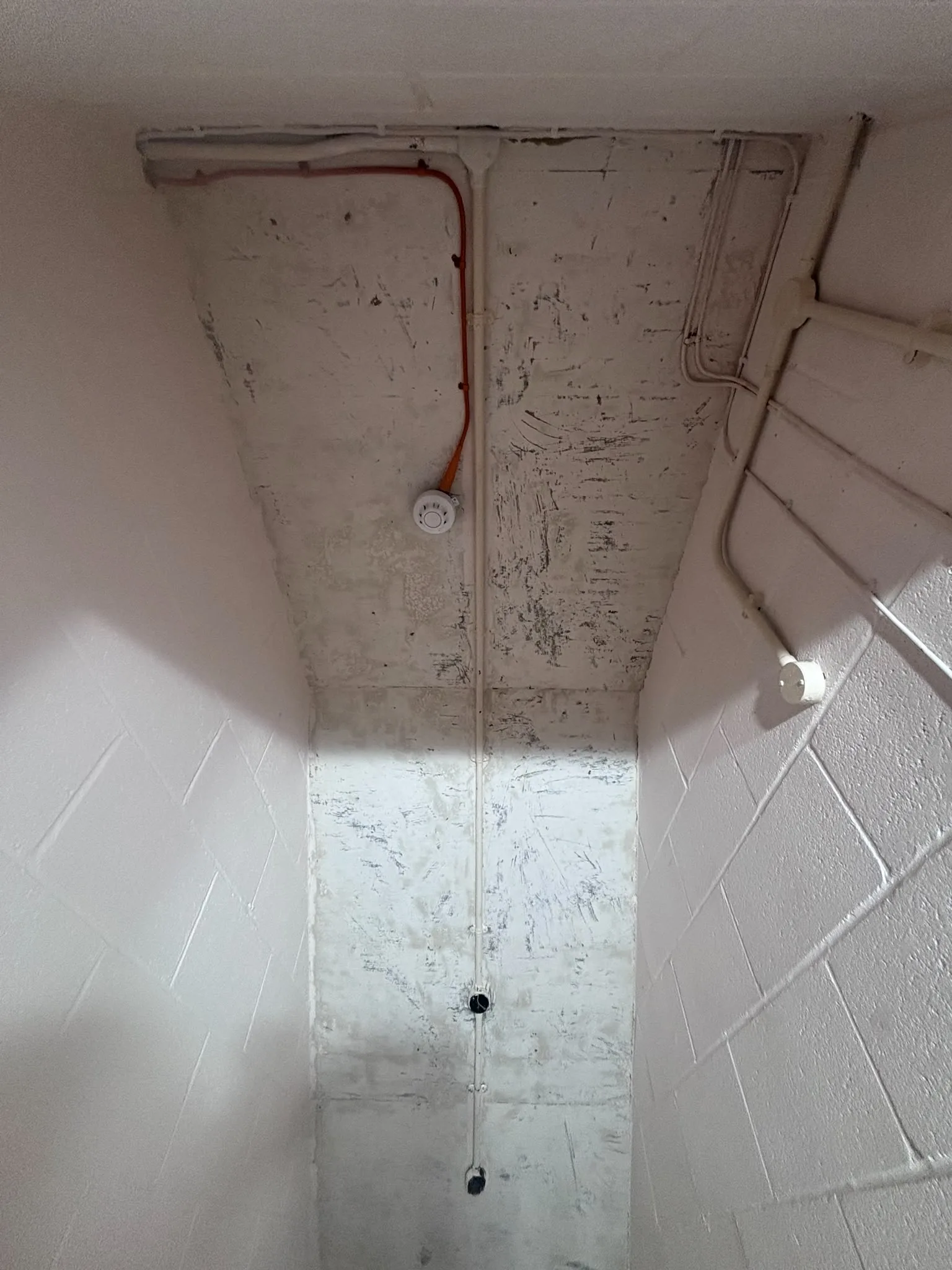 Licensed asbestos gasket removal in a Greenwich commercial property